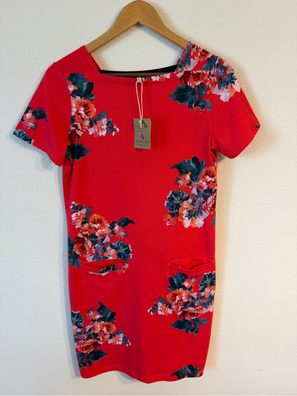 NWT Joules Bright Red Floral Short Sleeve Mini Dress